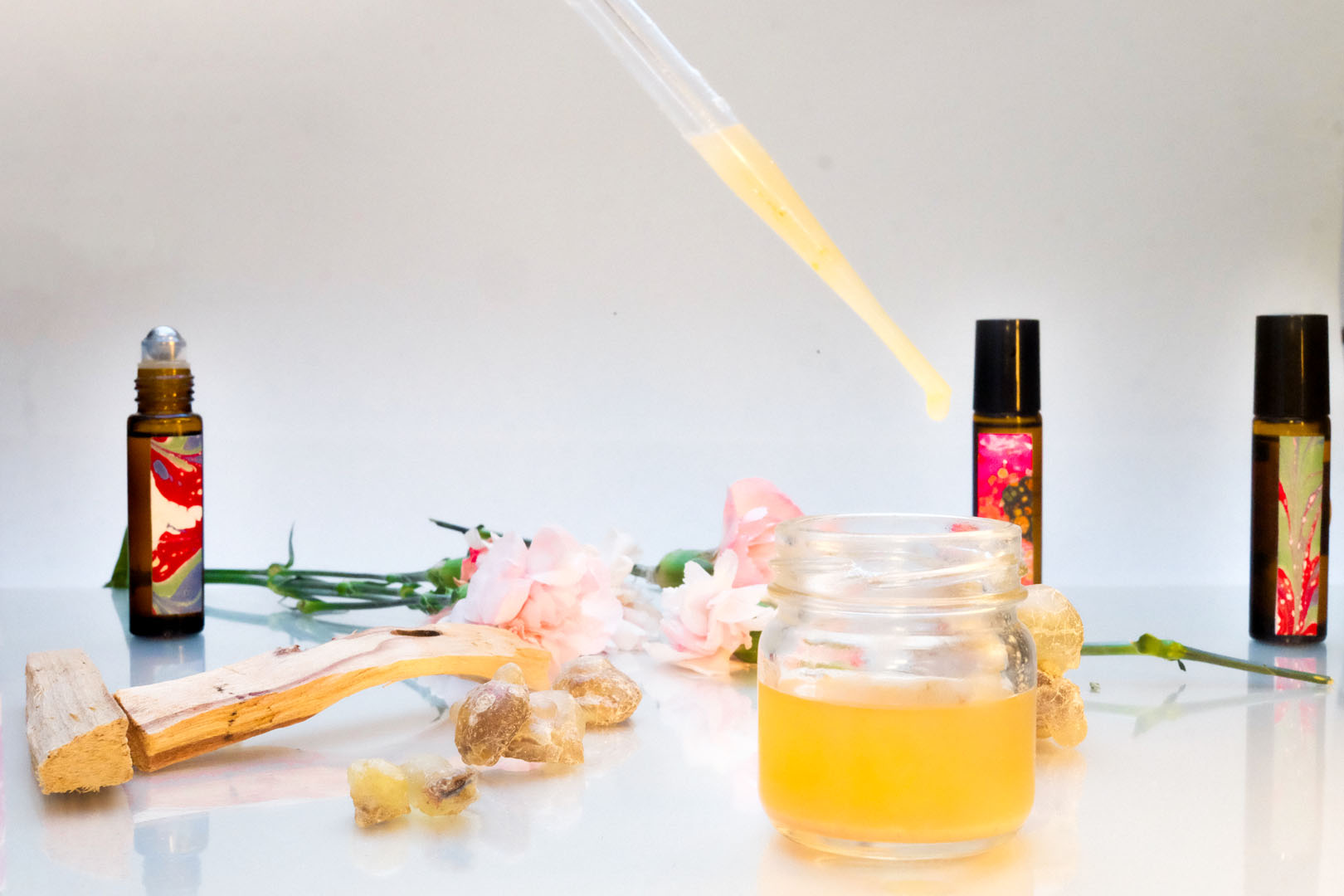 Warsztaty z perfum arabskich — olejki naturalne